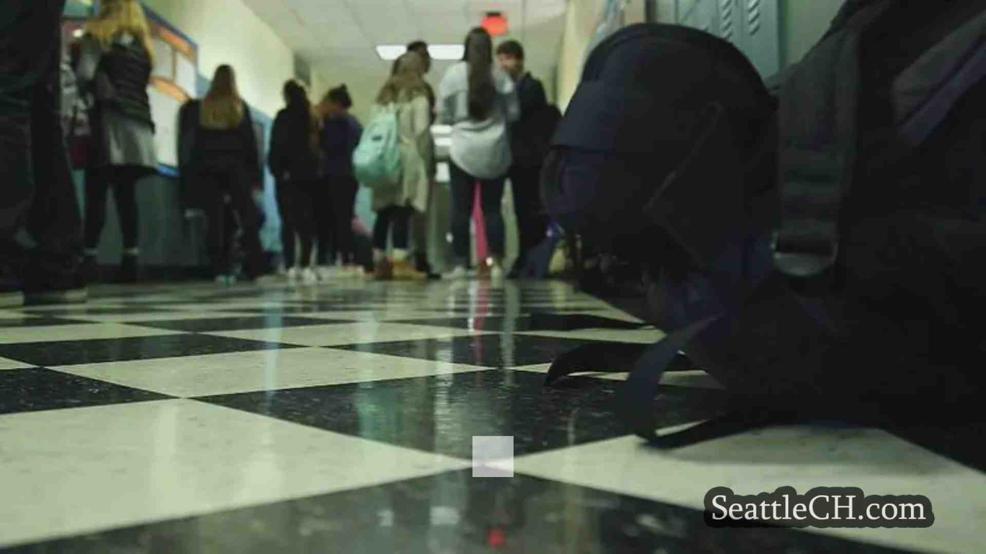 报告： 在有警察的学校，K-12 学生被捕率增加了一倍多