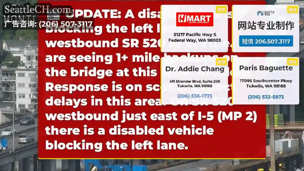 UPDATE: A disabled bus is blocking the left lane