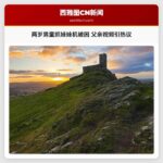 两岁男童抓娃娃机被困 父亲视频引热议